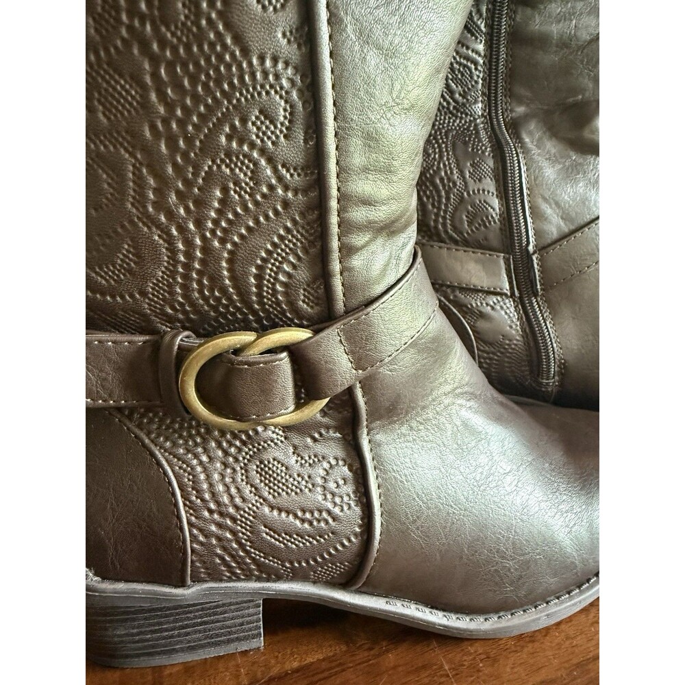 Easy Street Women’s Brown Knee High Riding Boots Buckle Zip Round Toe 8.5M